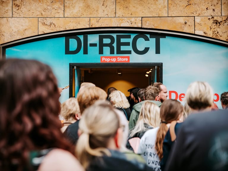 Foto 4 van de DI-RECT De Kuip-pop-up shop